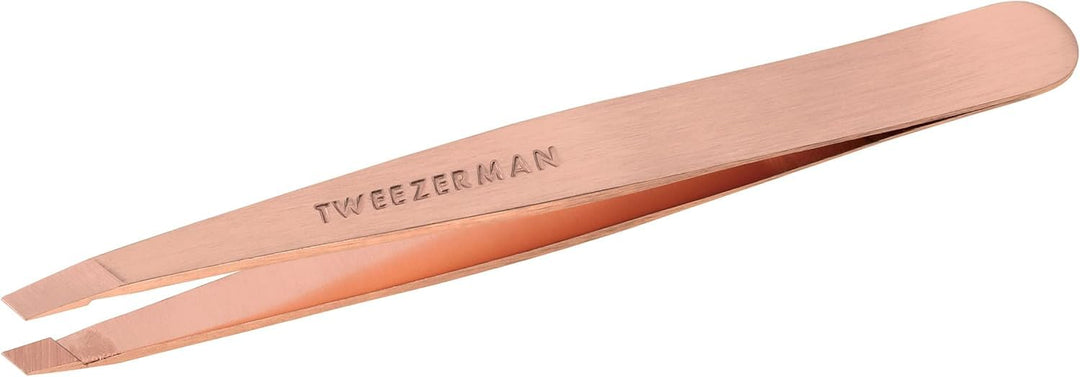 TWEEZERMAN Pinzette (Handgeschliffene Schräge Spitzen, Augenbrauen zupfen, Profi-Qualität, Rostfreie