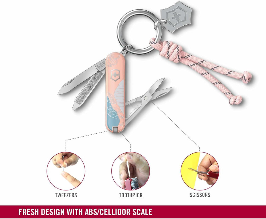 VICTORINOX Taschenmesser Classic SD, 7 Funktionen, Swiss Made, Multitool für Frauen, Schlüsselanhäng