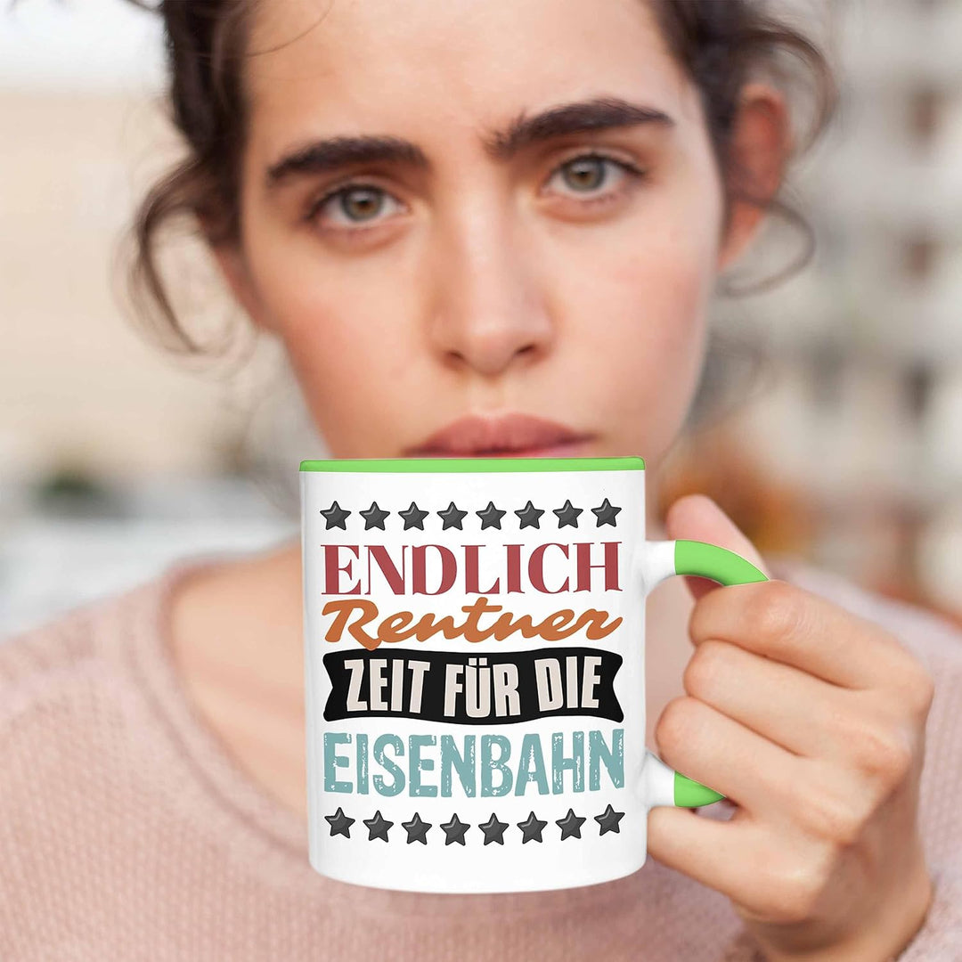 Trendation - Eisenbahner Tasse Geschenk für Modelleisenbahn-Fans Geschenkidee Endlich Rente Zeit für