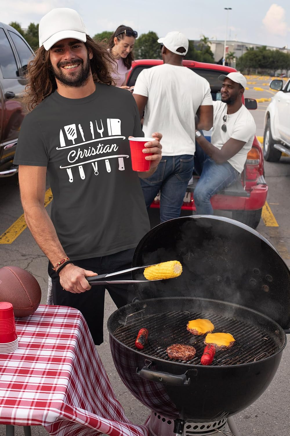 MoonWorks® Herren T-Shirt Grillen personalisiert eigener Name Grillbesteck Geburtstag Geschenk für M