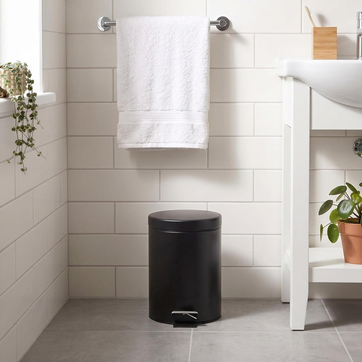 Beldray LA038098BLKFEU7 Badezimmer-Fusspedal-Mülleimer - Kleiner runder Edelstahl-Hygienemülleimer f
