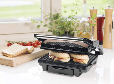 Bestron elektrischer Kontaktgrill mit Auffangschale, Sandwichmaker mit Cool-Touch-Handgriff & Antiha