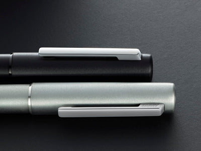 LAMY aion Tintenroller 377 – Rollpen aus nahtlos tiefgezogenem Aluminium in der Farbe Schwarz mit ei