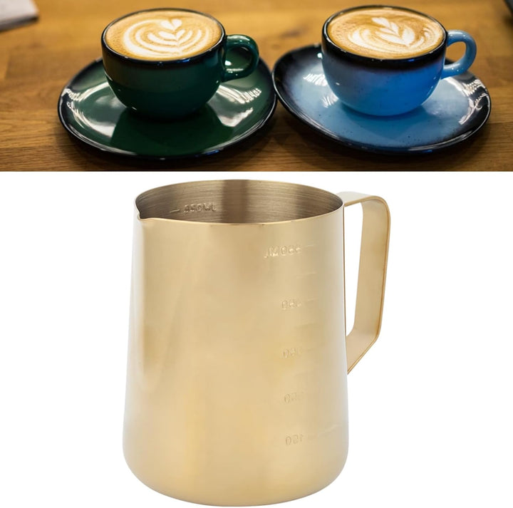 Restokki Edelstahl Kaffee Milch Frothing Cup Pitcher Krug mit Skala einfach modisches Design Ergonom