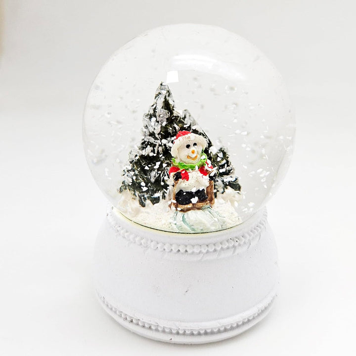 3 süsse Mini-Schneekugeln Winter und Weihnacht | weiss Sockel Nostalgie | Durchmesser 45mm | Höhe 65