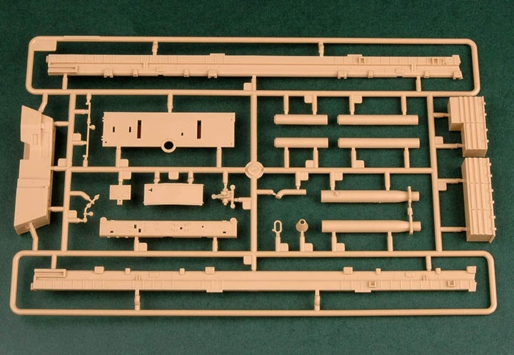 Hobby Boss 85501 Modellbausatz 152mm ShkH DANA vz. 77
