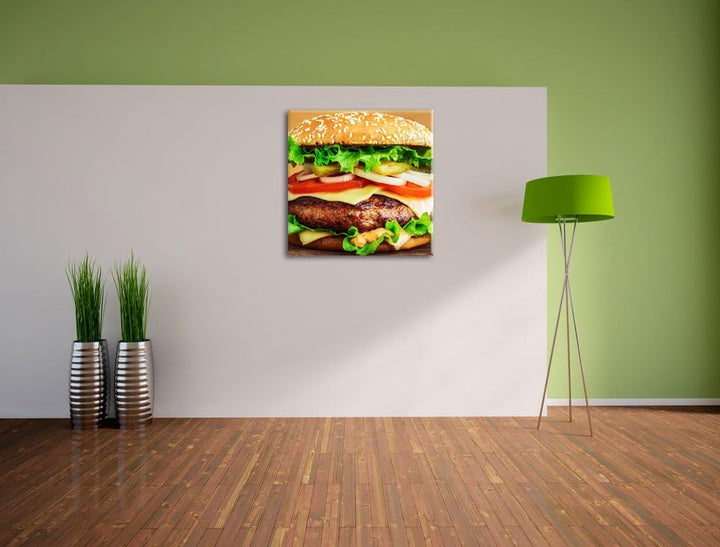 Pixxprint Köstlicher Burger auf Holztisch, Format: 70x70 auf Leinwand, 70x70