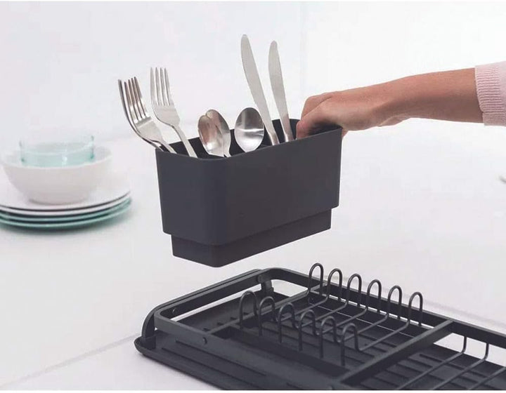 Brabantia Abtropfgestell für Geschirr, Tropfschale und herausnehmbarer Besteckkorb, korrosionsbestän
