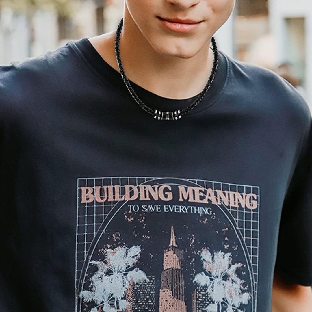 SHIEAGLELD Halskette Herren Leder, Herren Kette mit Edelstahl Halsband Anhänger, Geflochten Lederket