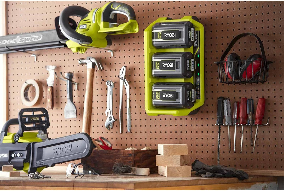 Ryobi Ladegerät 36 V 3,0 Ah – 3 Ports – RY36C3PA 3-Fach Ladegerät 4.0 A Ladestrom, 3-Fach Ladegerät