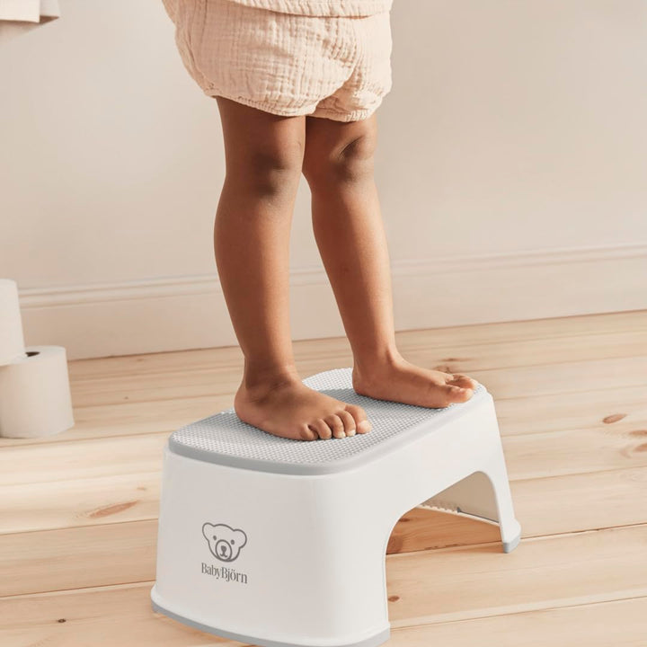Babybjörn Toilettensitz, Weiss/Grau + Tritthocker, Weiss/Grau Toilettensitz + Tritthocker Weiss/Grau