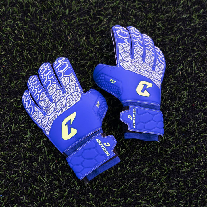 CATCH & KEEP Fly Kids Torwarthandschuhe – Premium Fussballhandschuhe für Kinder mit starkem, haltbar