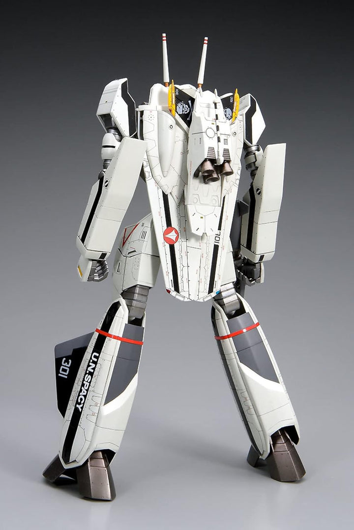 Hasegawa Macross Zero VF-0A/S Battroid Model Kit 1/72 Scale