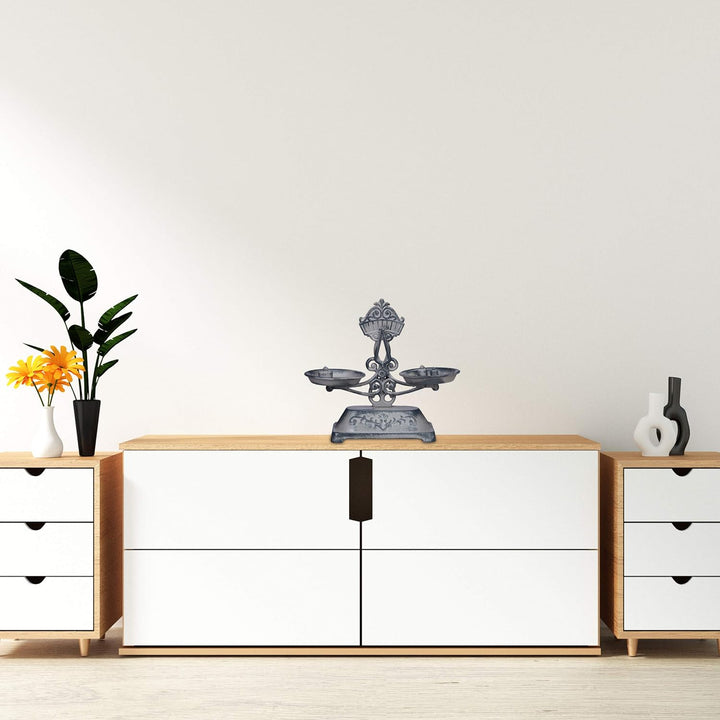 Relaxdays Deko Waage im Antik-Design, Nostalgie Küchenwaage, 3 Gewichte, rustikale Doppelwaage, Guss