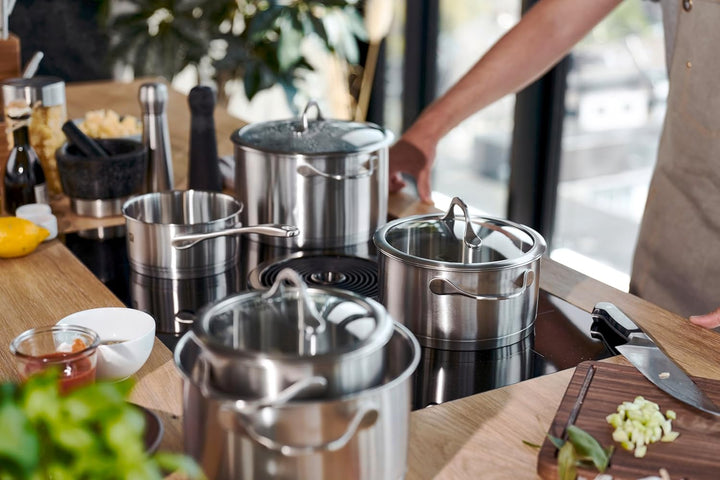 ZWILLING Essence Kochtopf-Set, 5-teilig, 4 Deckel, Induktionsgeeignet, Edelstahl, 5 Tlg., 5 tlg.