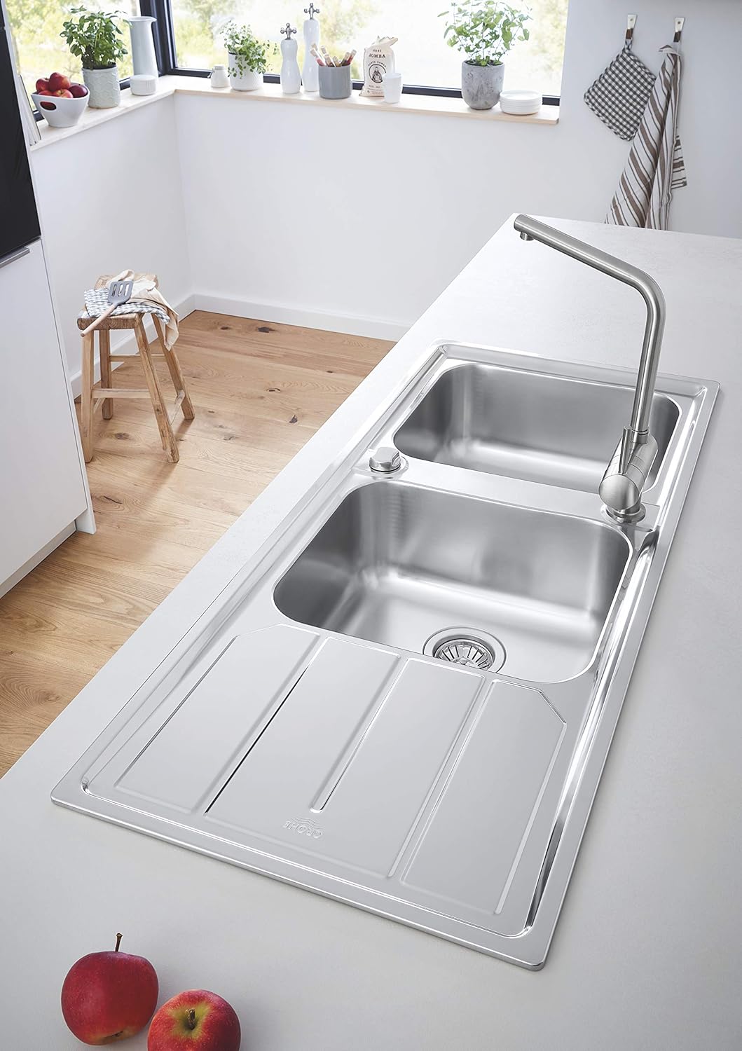 GROHE Minta - Einhand-Spültischarmatur (L-Auslauf, Einlochmontage, schwenkbarer Rohrauslauf, schnell