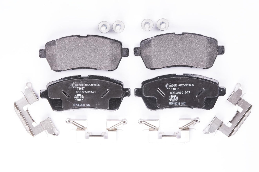 HELLA PAGID 8DB 355 013-211 Bremsbelagsatz - T1687 - Dicke/Stärke: 17.6mm - Bremssystem: Lucas - nic