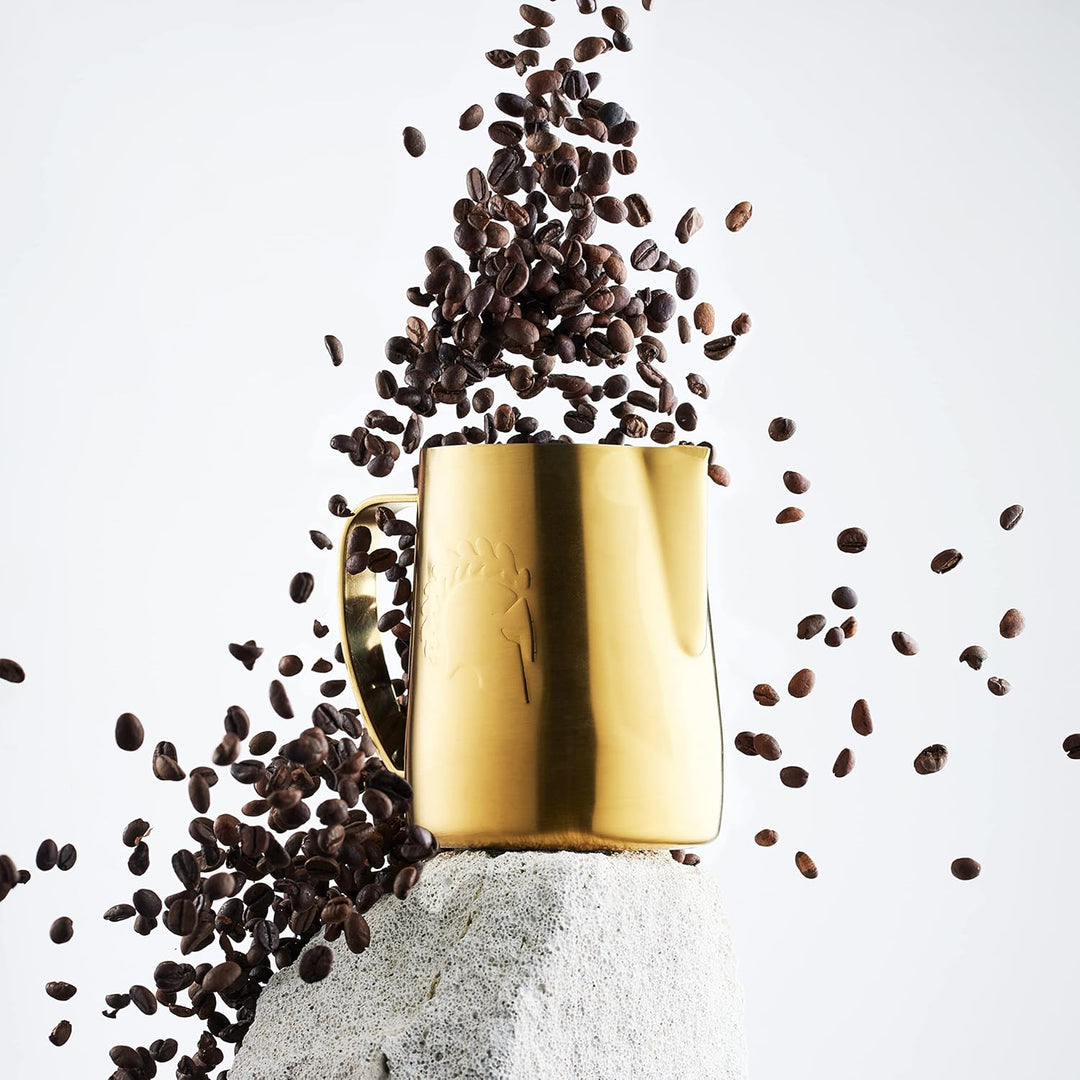Barista Legends® Milchkännchen Edelstahl [600ml] ARES Gold - Barista Milchkännchen zum Milchaufschäu