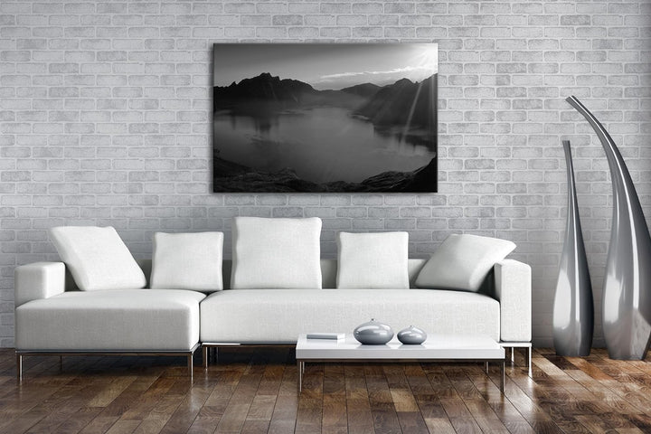 deyoli Berglandschaft mit schönem Sonnenuntergang Effekt: Schwarz/Weiss im Format: 100x70 als Leinwa