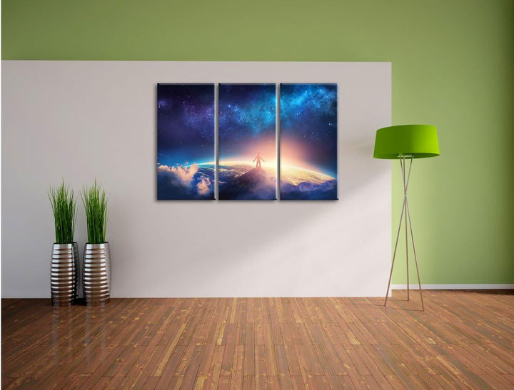 Pixxprint der Mann auf dem Berg als Leinwandbild/Grösse: 3 Teilig (120x80 cm) cm/Wandbild/Kunstdruck