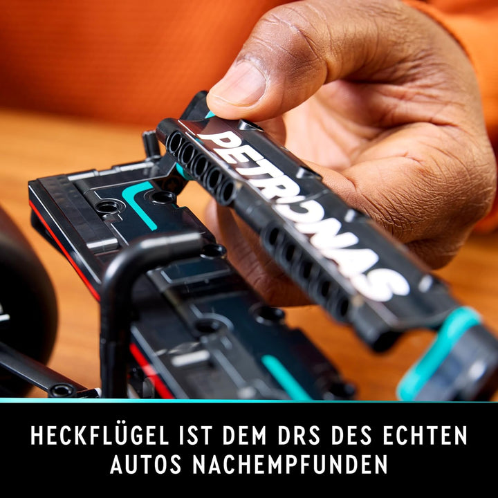 LEGO Technic Mercedes-AMG F1 W14 E Performance, Rennwagen-Bauset, massstabsgetreues Modell für Erwac