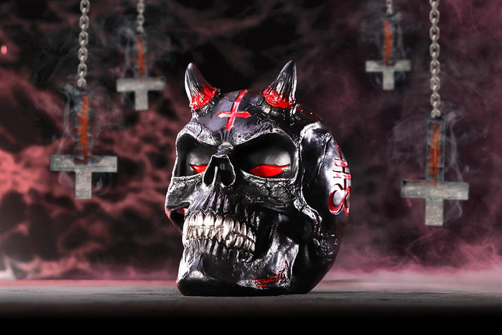 Nemesis Now James Ryman infernaler Totenkopf, Schwarz, 20 cm