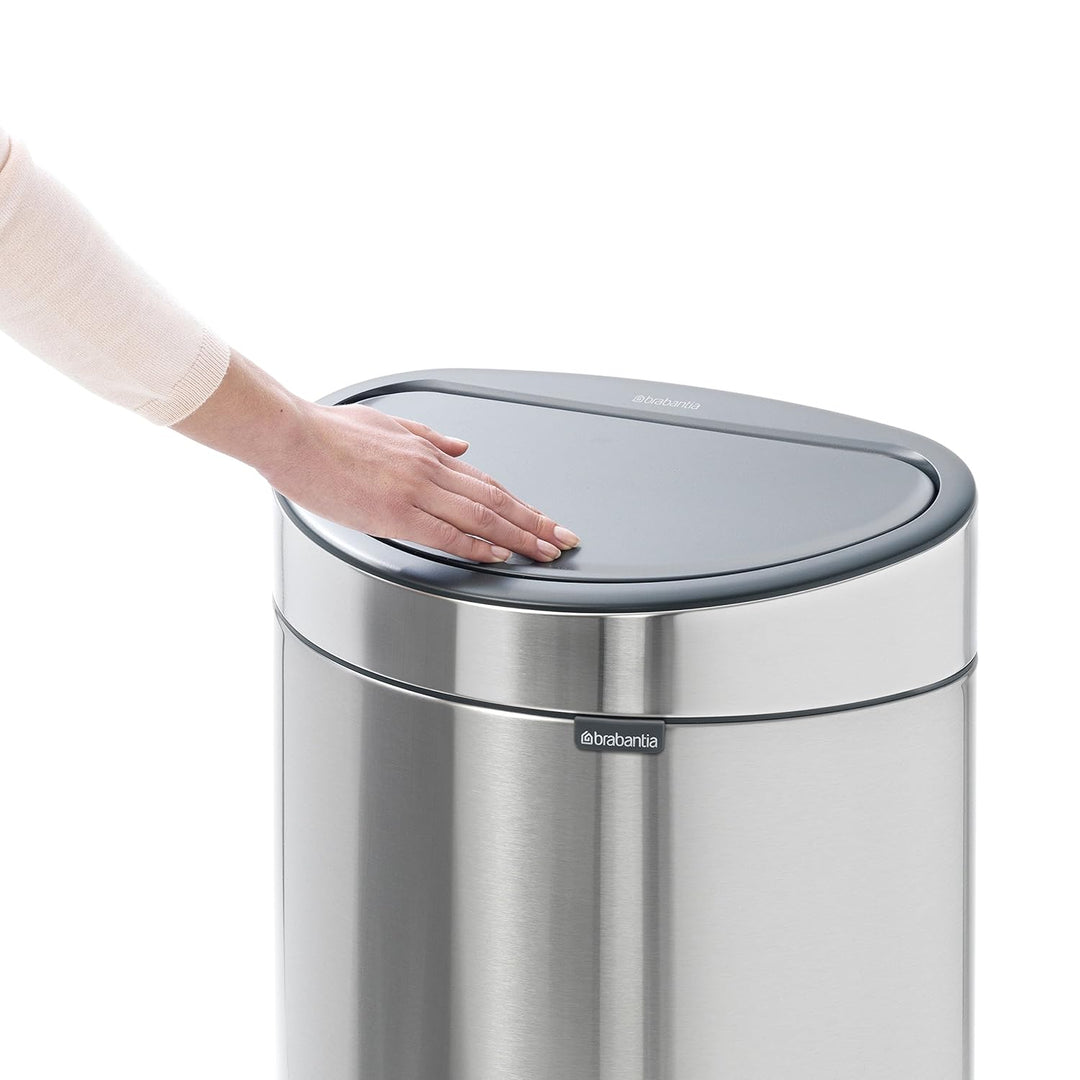 Brabantia Touch Bin New mit herausnehmbaren Kunststoffeinsatz, 40L, Edelstahl, Brilliant Steel, 32.8