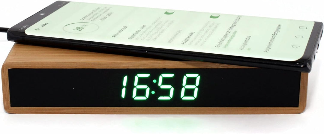 Atlanta Quarz-Wecker LED Anzeige mit Wireless Charging Induktiv Ladefunktion Bambus Gehäuse - 2603
