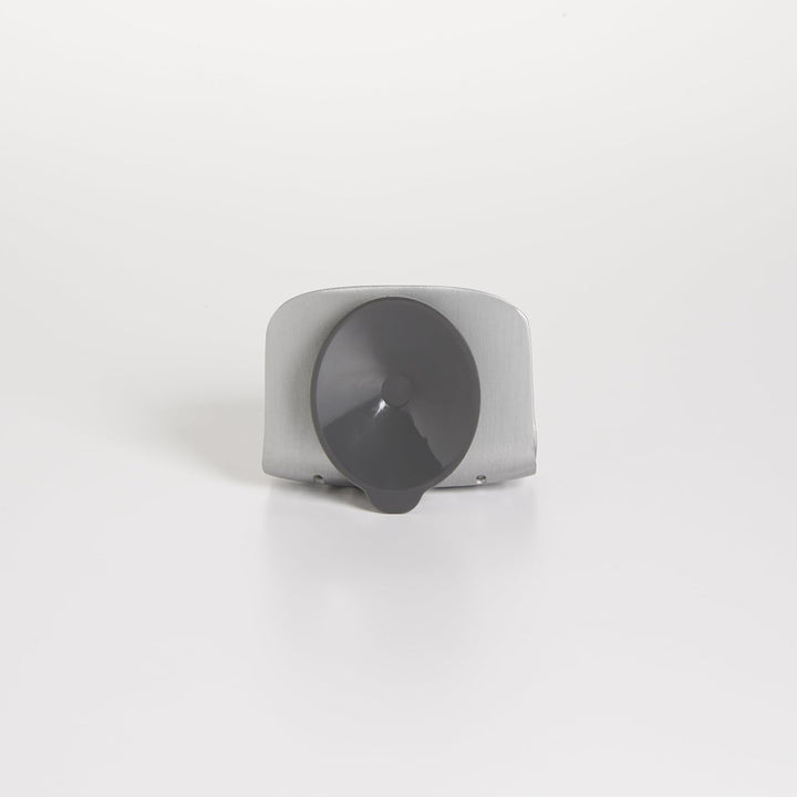 OXO Schwammhalter aus rostfreiem Aluminium mit Saugnapf.
