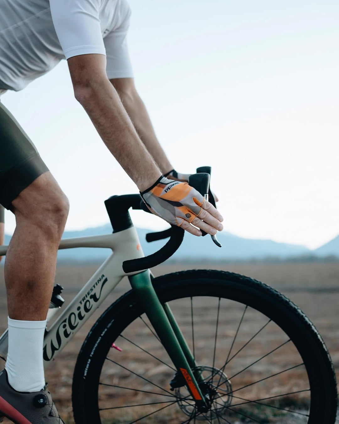 Roeckl Sports Fahrradhandschuh IBIO, Unisex High Performance Handschuh, Grau 9 9 Grau, 9 Grau