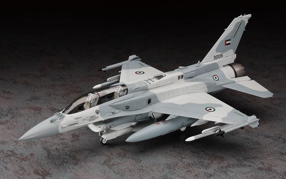Hasegawa PT44 - F-16F (Block 60) Fighting