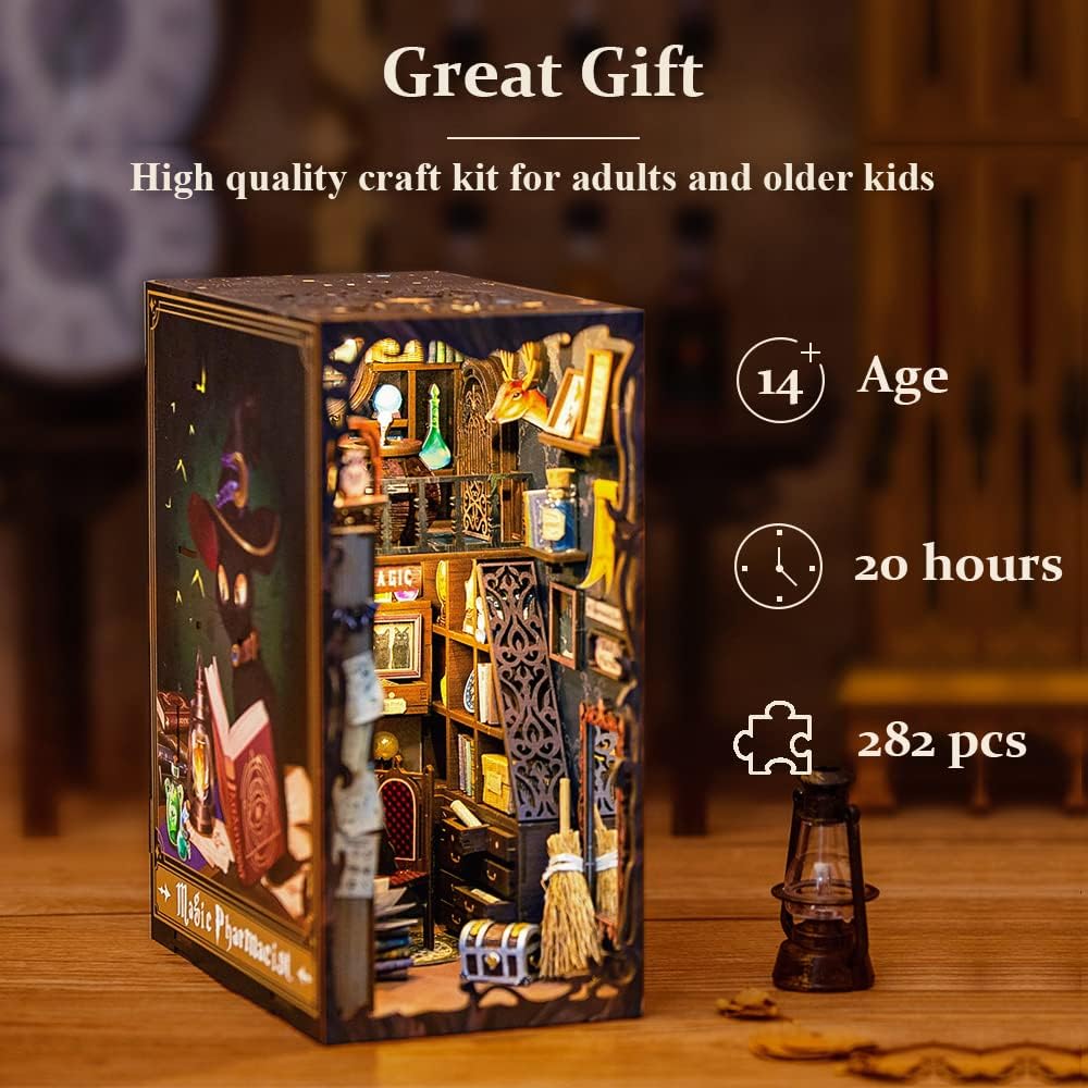 CUTEBEE DIY Book Nook Kit–Puppenhaus Miniatur Haus Kit mit Möbeln und LED-Licht, Booknook Bausätze f