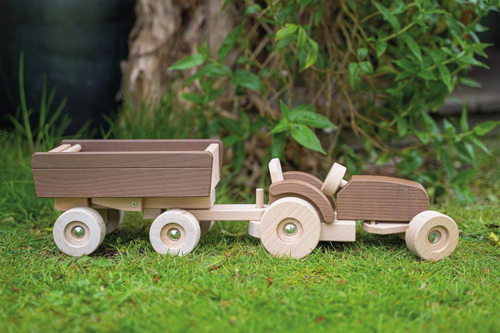 Goki 55915 55915-Spielfigur-Traktor mit Anhänger
