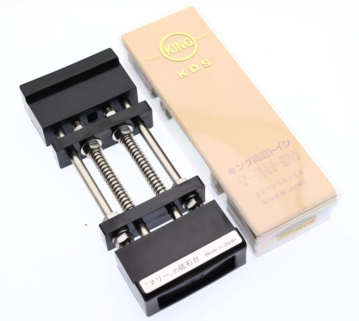 Set mit japanischem Schleifstein King Double Face 1000 6000 und rutschfester Tischhalterung, verstel