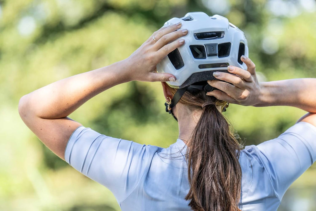 BBB Cycling Fahrradhelm für Herren und Damen mit Abnehmbarem Visier Radhelm Rennradhelm Condor 2.0 M