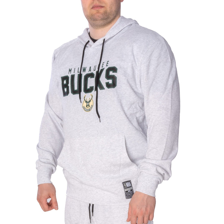 Outerstuff NBA Basketball Hoodie Milwaukee Bucks XL