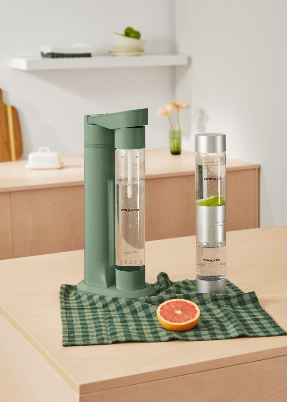 CREATE/SODA MAKER STUDIO/Wassersprudler 1L Salbeigrün + Doppelflasche 500ml + 350ml / Keine CO2-Flas