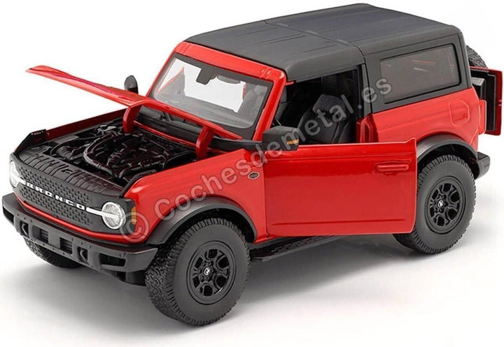 Maisto 531456 Ford Bronco Wildtrak Modellauto im Massstab 1 18, rot