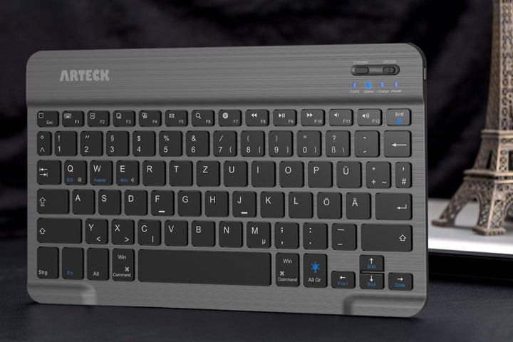 Arteck Bluethooth QWERTZ Deutsche Wireless Tastatur mit 7 Farben Ultraleicht und dünn Tragbare Kabel
