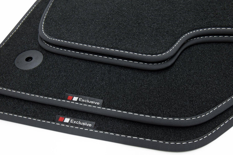 teileplus24 EF202 Fussmatten Gummimatten Exclusive-line Design kompatibel mit VW Golf 5 6 Scirocco 3