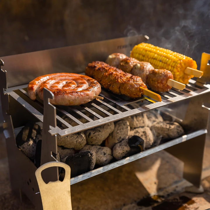 FENNEK Grill light | Mobiler und steckbarer Holzkohle-Grill aus Edelstahl für Camping, Trekking, Van