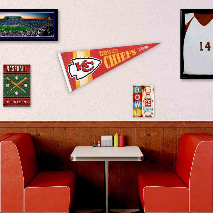 WinCraft Kansas City Chiefs Throwback Vintage Retro Pennant Flag