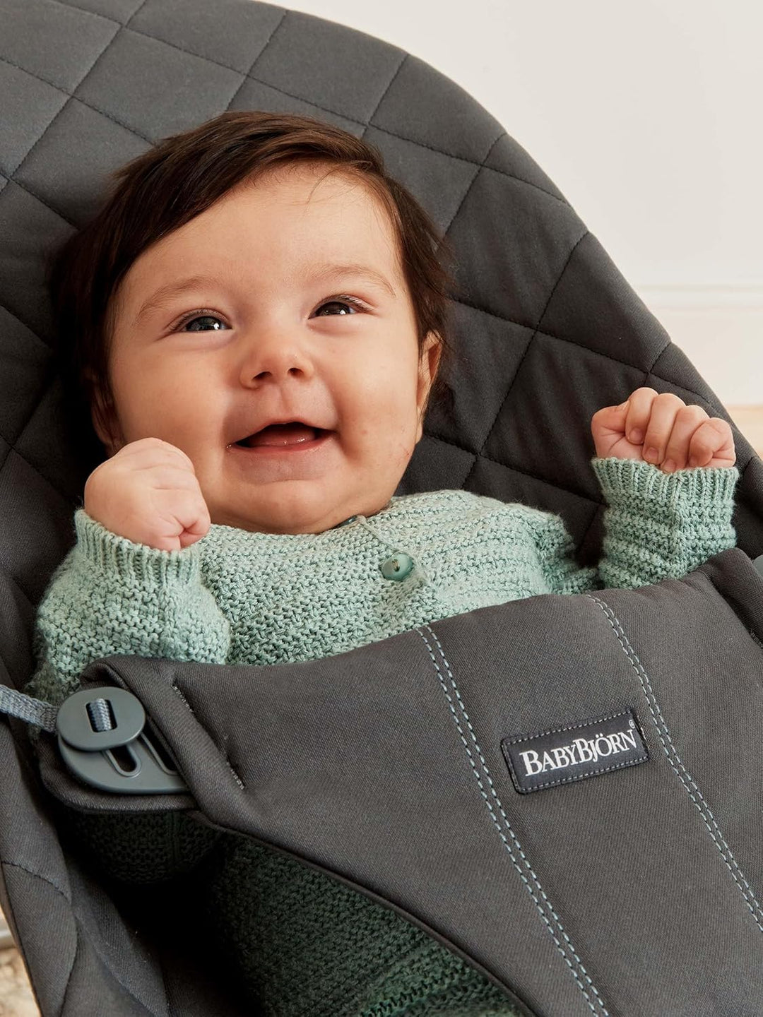 BabyBjörn Babywippe Bliss, Gewebt, Klassische Steppung ,Anthrazitgrau