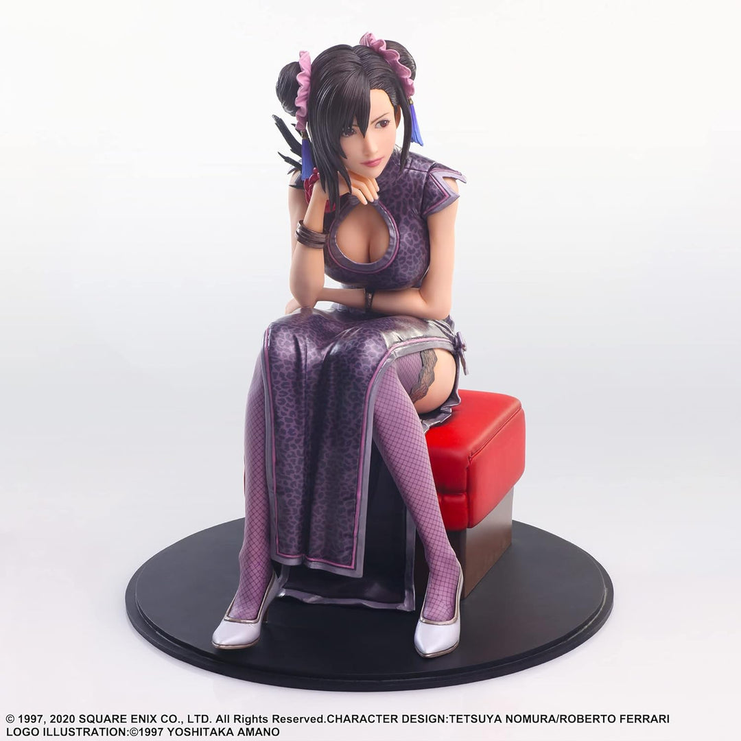 Square-Enix Final Fantasy VII Remake Statuette Statuette Tifa Lockhart Sportliches Kleid Ver. 16 cm
