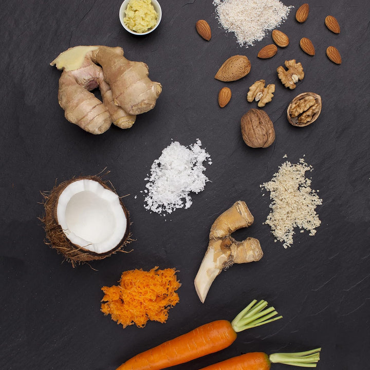 Microplane Küchenreibe Grob für Käse, Karotte, Ingwer, Kokosnuss und Meerrettich in Rot mit Edelstah