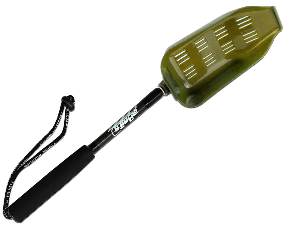 Magic Baits Futterschaufel Wide mit Griff Futterkelle Bait Spoon with Slots and Handle Futterschaufe