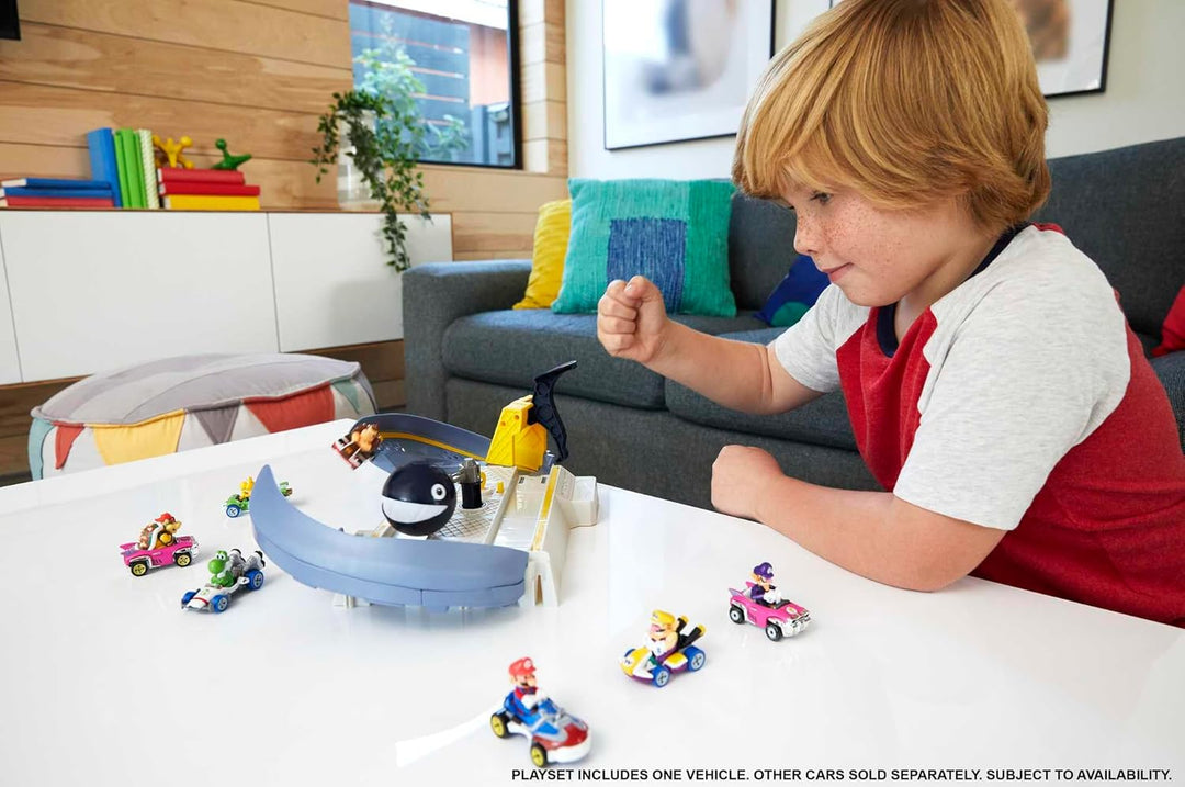 Hot Wheels Mario Kart Kettenhunde Trackset Rennbahn, Inkl. EIN Donkey Kong