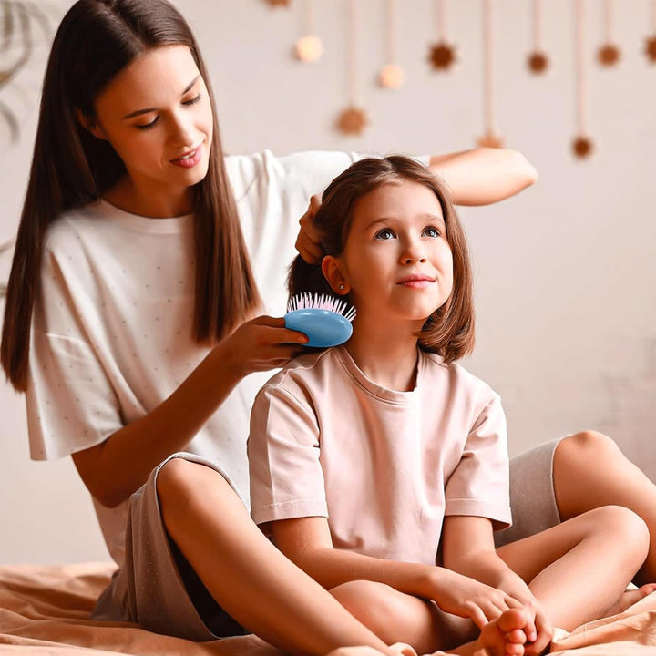 24 Stück Mini Haarbürste Set, Bunt Reise Haarbürsten Kinder Bürste mit Entwirrbürste & feiner Kamm,