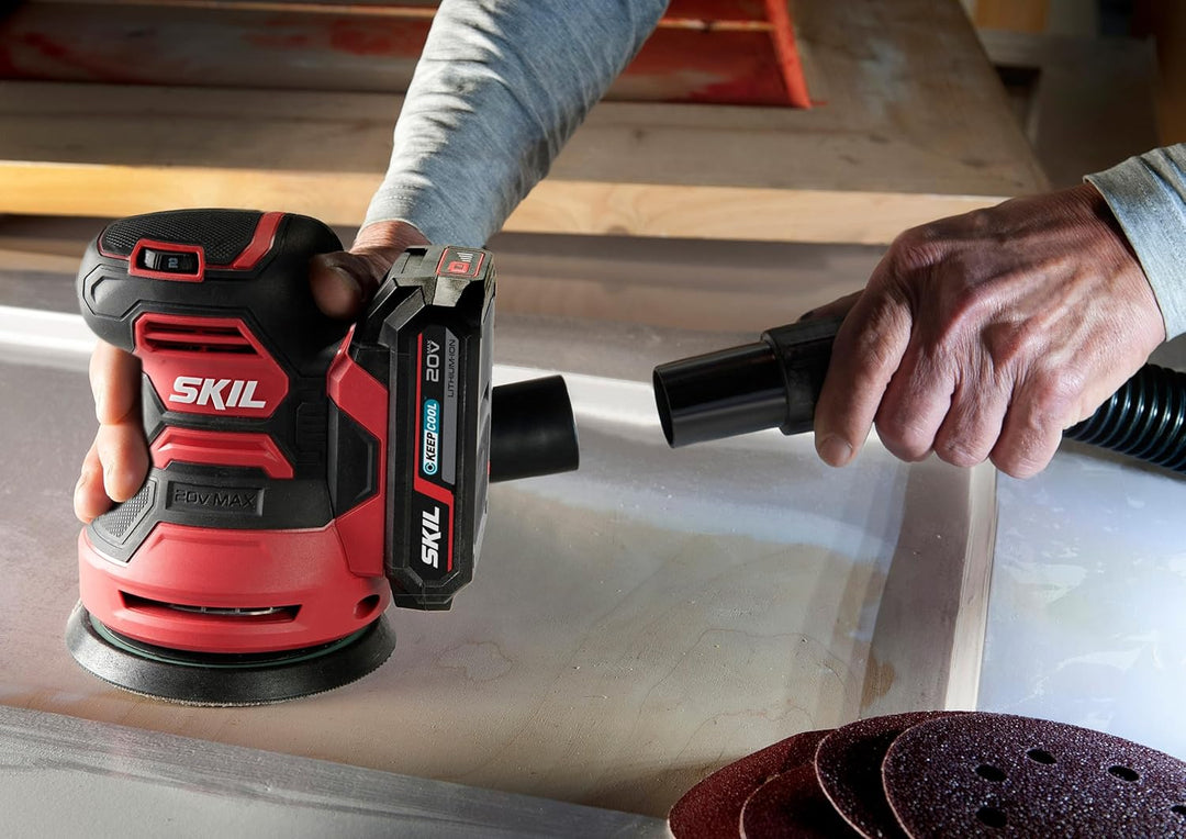 Skil Akku Exzenterschleifer 125mm 3745CA „20V Max“ (18 V) – Schleifer mit 125mm Schleifteller – Mit