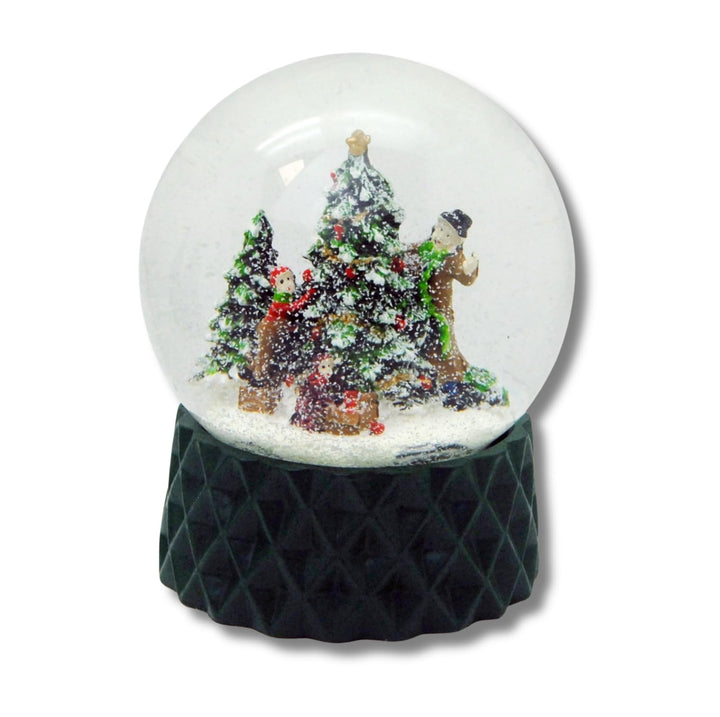 Schneekugel Christbaum schmücken * Familie schmückt Weihnachtsbaum * Sockel grün Kubisch, Pure-Line,